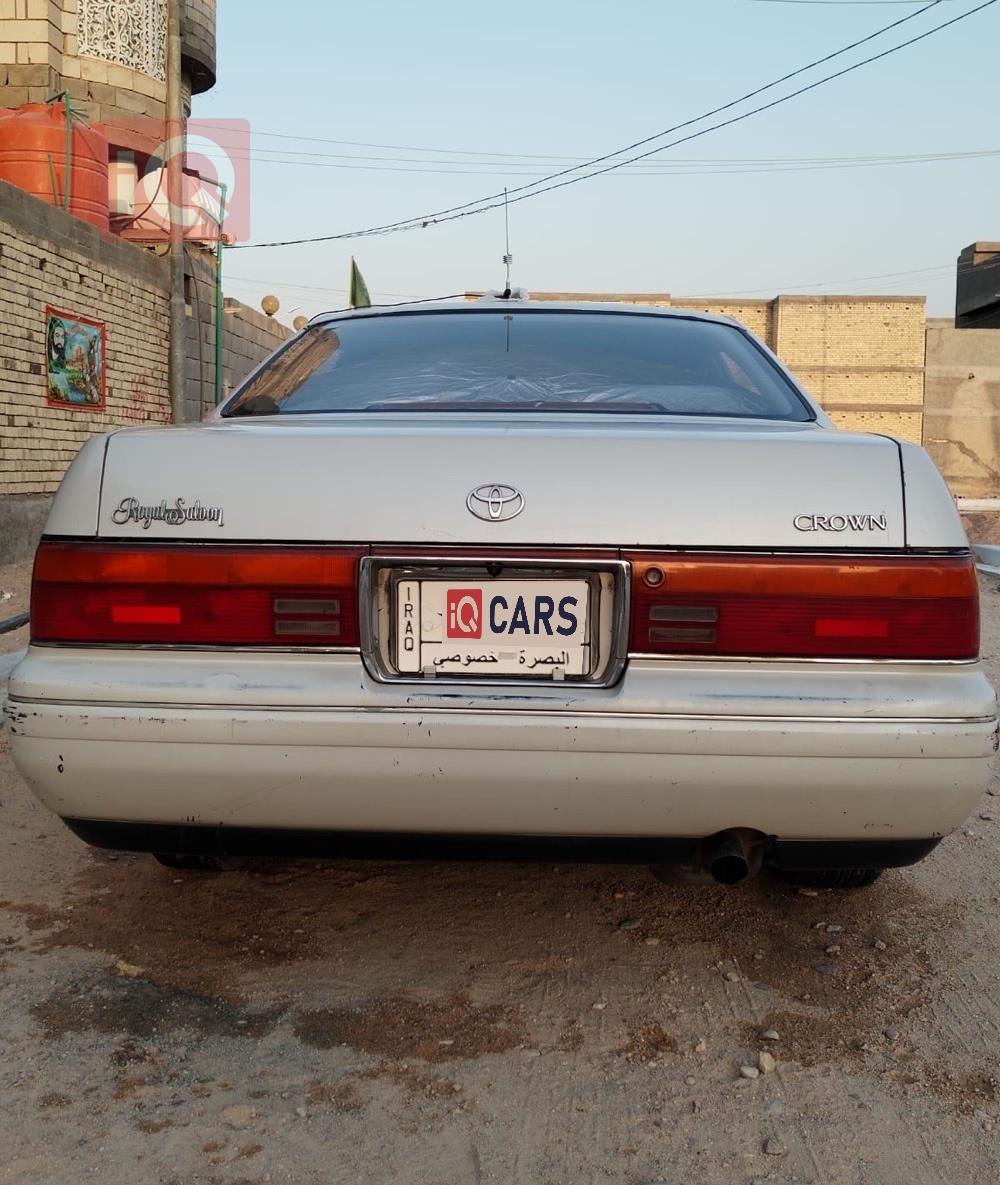 تويوتا كراون